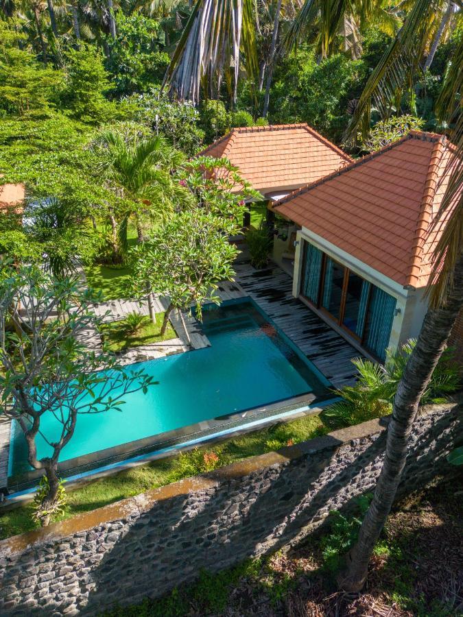 Coco Garden Pool Villas Kubutambahan  Exterior photo