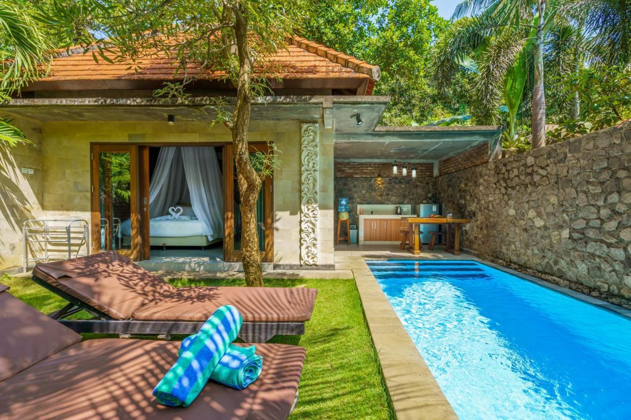 Coco Garden Pool Villas Kubutambahan  Exterior photo